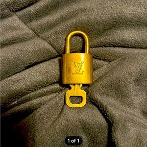 LV lock and key